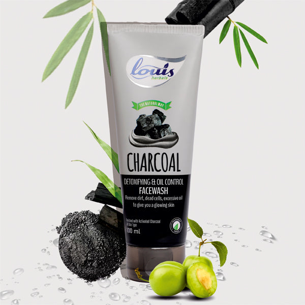 Charcoal Detoxifying & Oil Control Facewash